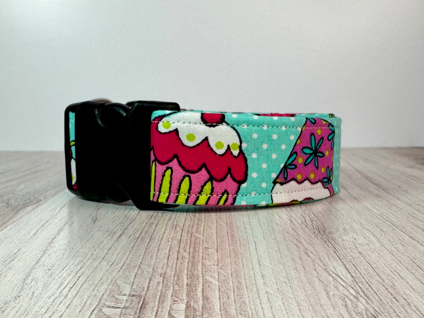 Cupcake dog collar, handmade side release adjustable collar