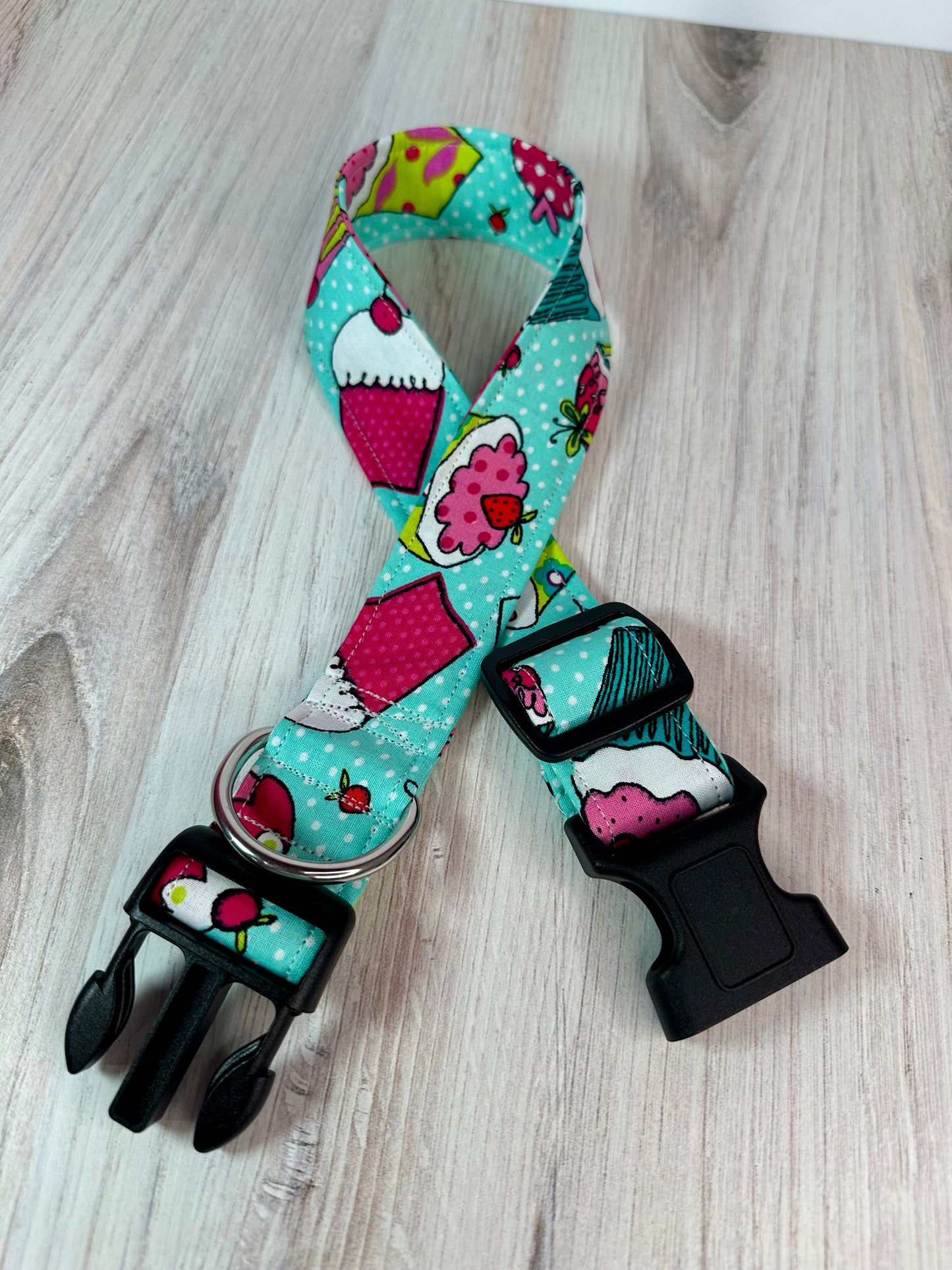 Cupcake dog collar, handmade side release adjustable collar
