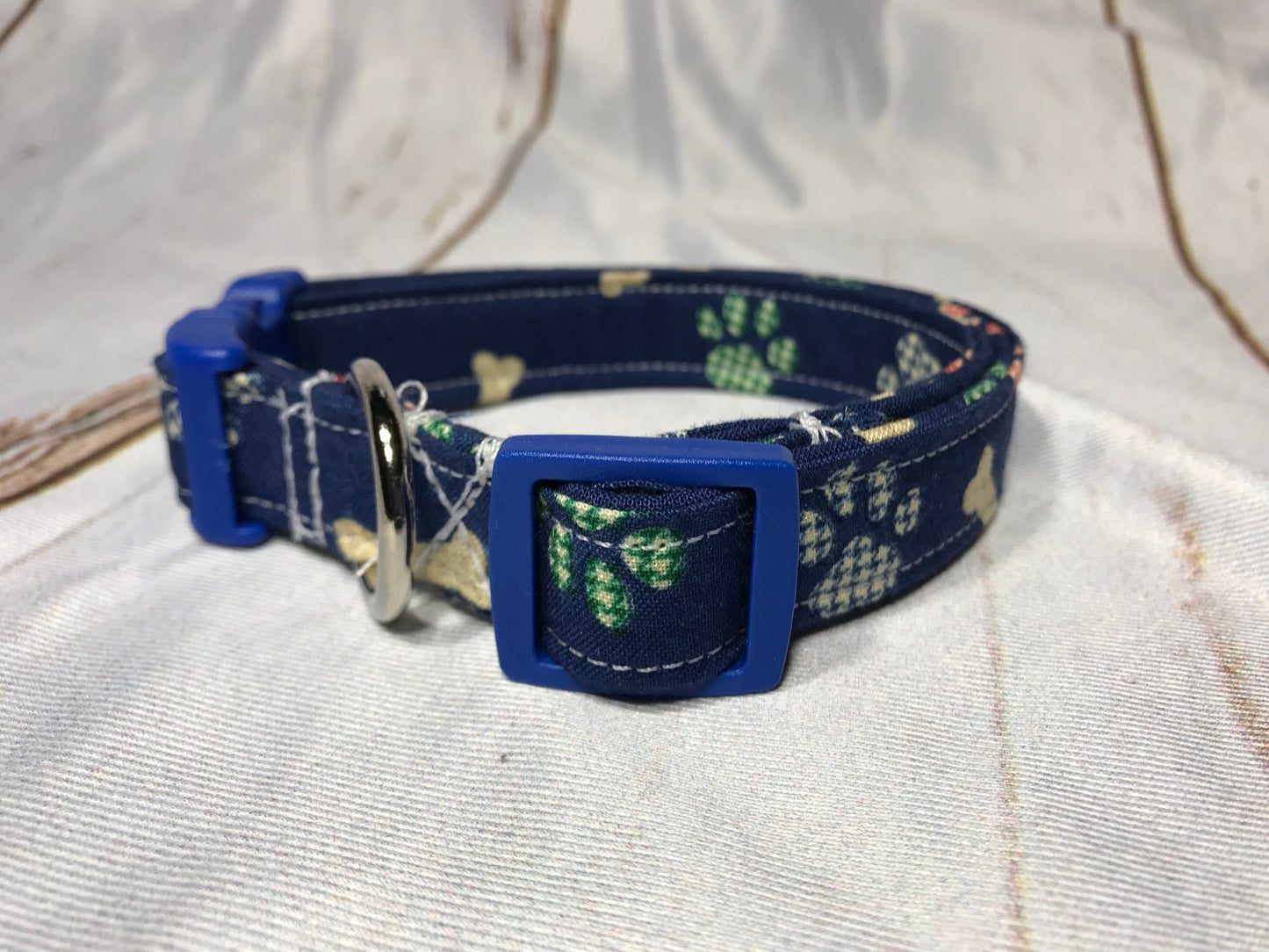 Bone dog collar, blue dog collar, dog collar boy, bones, blue bones, adjustable, washable, eco friendly collar, dog collar for boy, male