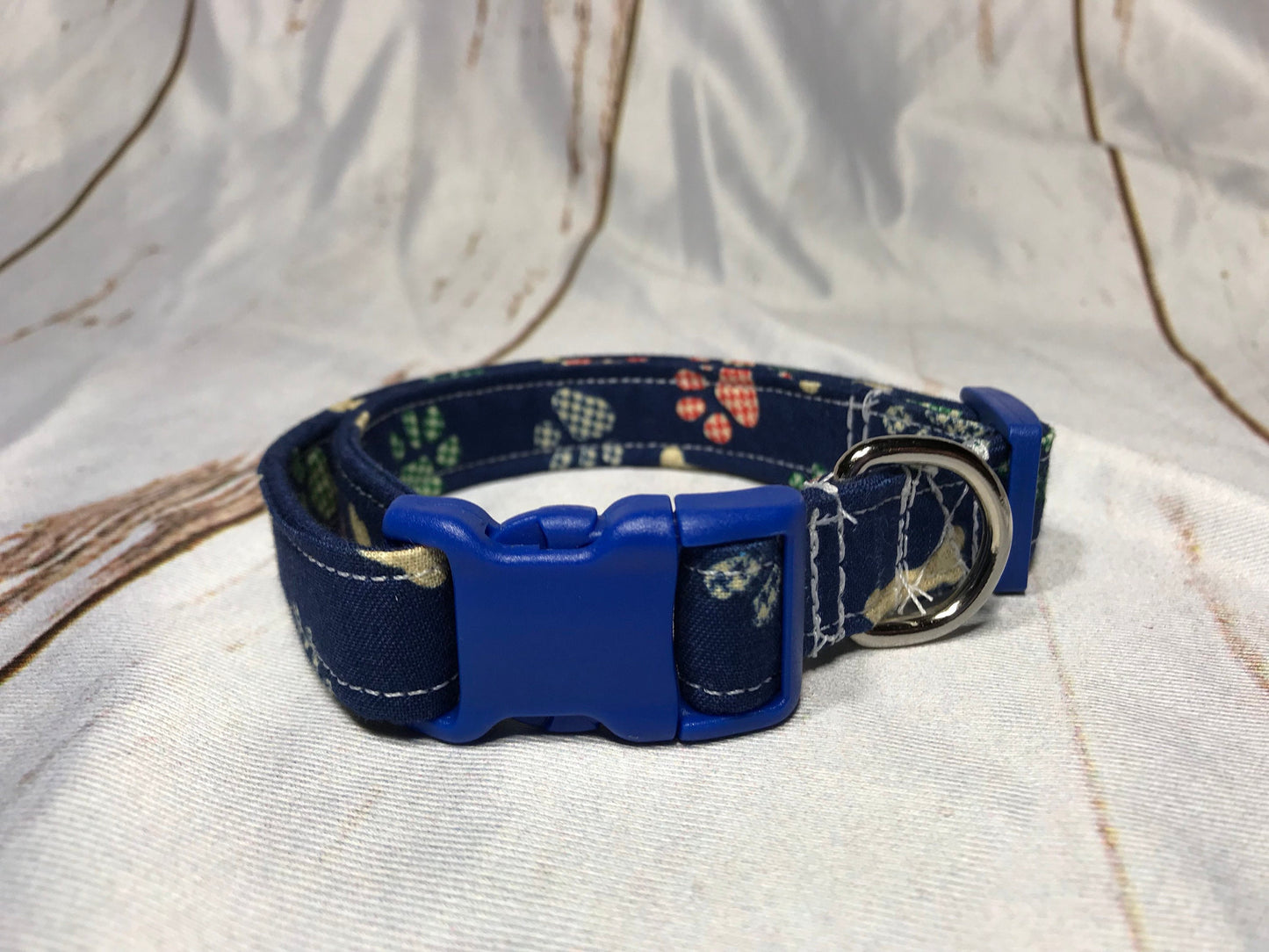 Bone dog collar, blue dog collar, dog collar boy, bones, blue bones, adjustable, washable, eco friendly collar, dog collar for boy, male