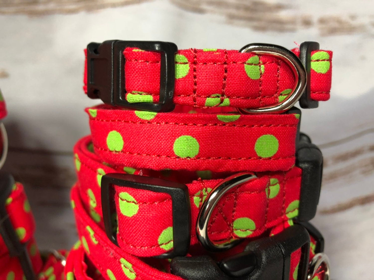 Dog Collar, adjustable dog collar, side release dog collar, holiday dog collar, Christmas dog collar, red and green polka dot, Christmas