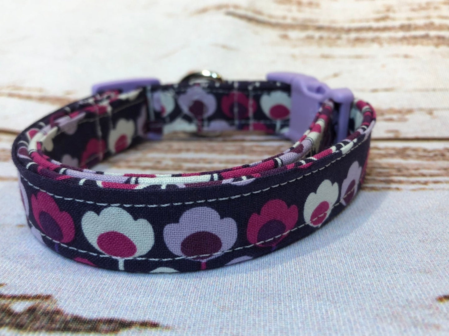 Dog Collar, girl dog collar, floral dog collar, adjustable collar, buckle dog collar, floral dog collar, tulips, purple dog collar