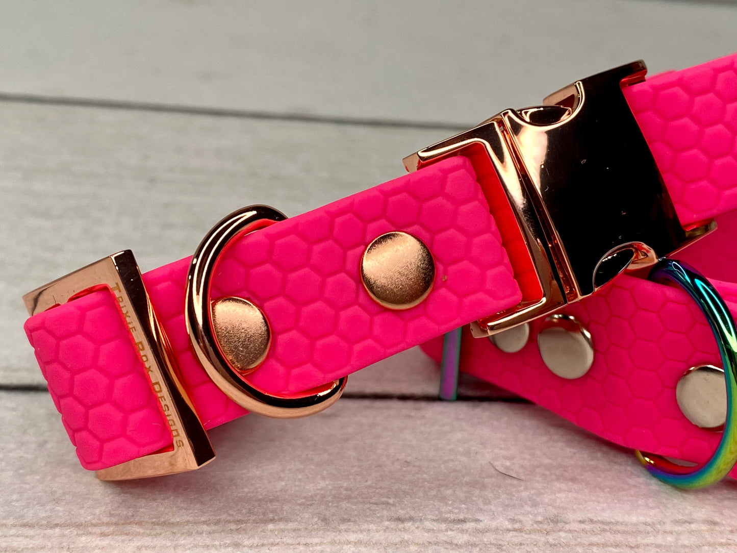 Waterproof dog collar, dog collar, neon pink dog collar, buckle dog collar, waterproof dog collar, Adjustable pvc Dog Collar, Hexa