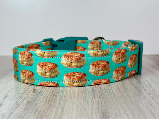 Buttermilk Biscuit dog collar, handmade side release adjustable dog collar.