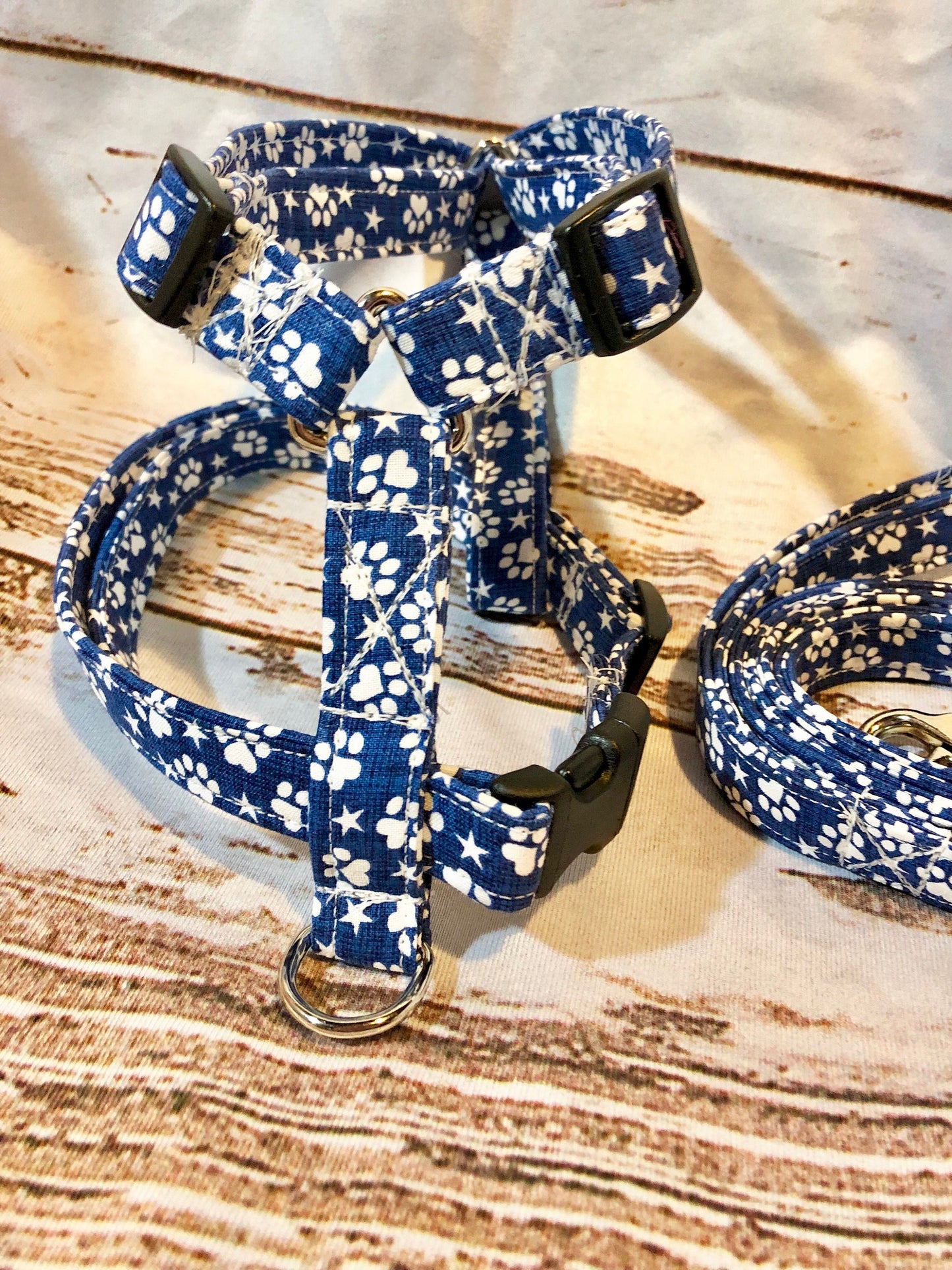 Dog harness, Harness and leash, step in harness, standard harness, dog harness set, patriotic, paw print, denim blue, stars, paws