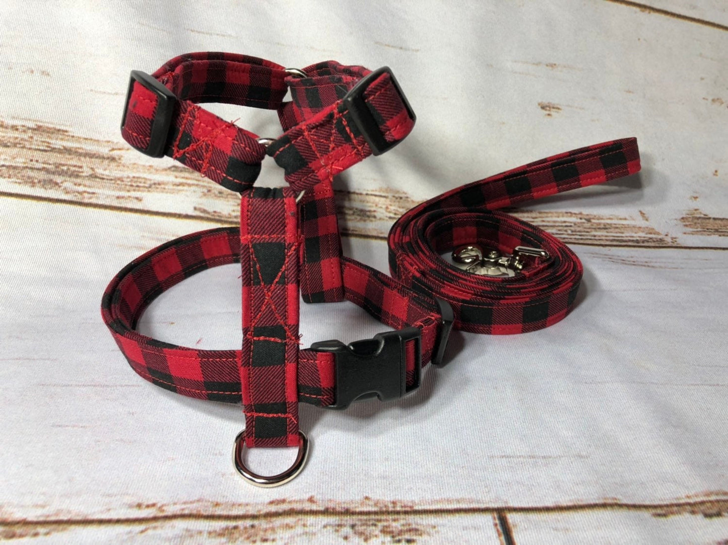 Dog harness, Harness and leash, step in harness, standard harness, dog harness set, plaid dog harness, buffalo plaid, buffalo check, red