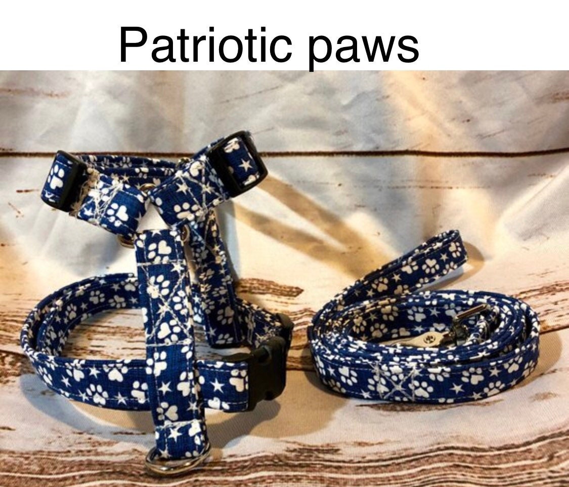 Dog harness, Harness and leash, step in harness, standard harness, dog harness set, patriotic, paw print, denim blue, stars, paws