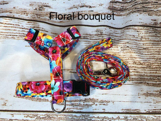 Dog harness, Harness and leash, step in harness, standard harness, adjustable harness, floral dog harness, flowers, girl dog harness, floral