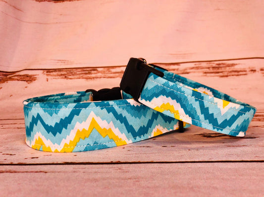 Blue and yellow dog collar, wave dog collar, girl dog collar, boy dog collar, adjustable, washable, eco friendly, side release, blue, yellow
