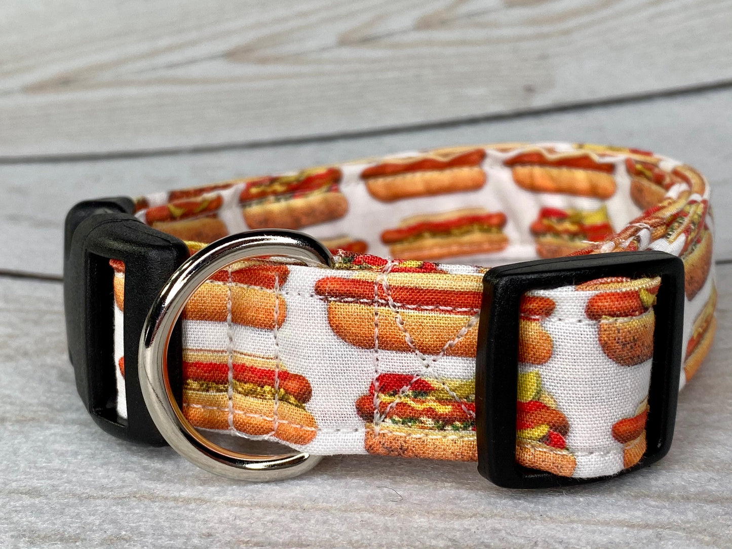 Dog collar, funny dog collar, hot dog collar, food dog collar with hot dogs, hot dog lover, adjustable dog collar, fabric dog collar