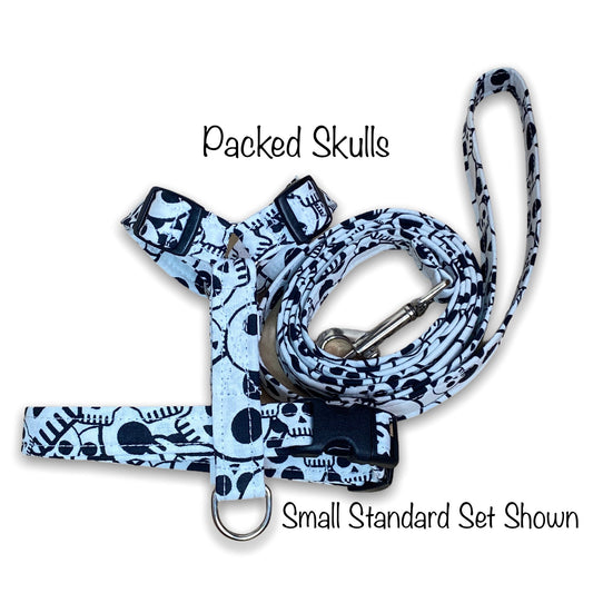 Skull dog harness and leash set, step in dog harness, standard Roman dog harness, white, black, adjustable dog harness, fabric dog harness