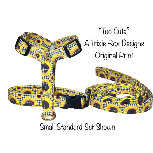 Sunflower and buffalo plaid dog harness and leash set, standard Roman harness, step in harness, adjustable, washable, fabric, sunflower, dog